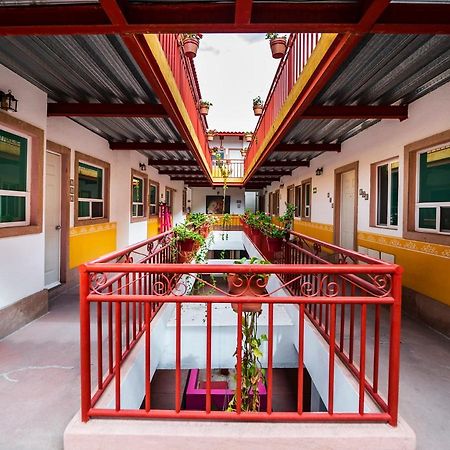Itza Hotal & Cafe Hotel Queretaro Ngoại thất bức ảnh